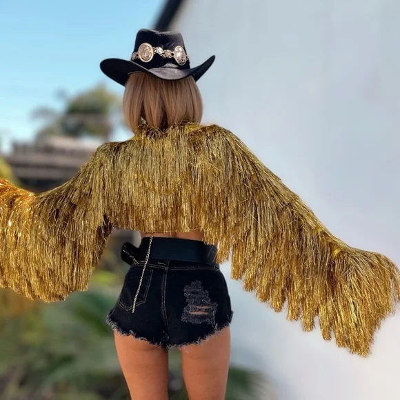 Gold fringe western jacket, Coachella stagecoach outfit, Beyoncé cowboy carter - Picture 8 of 10